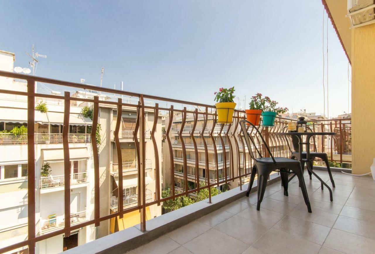 Moses Center Of Athens Apartment Bagian luar foto